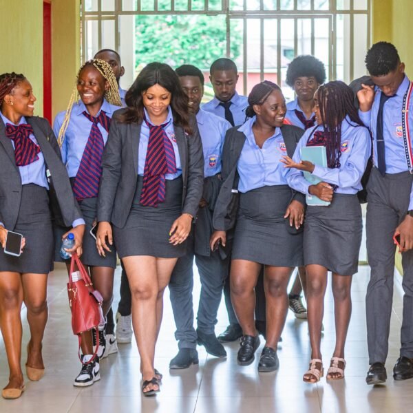 UNIVERSITE LIBREVILLE NORD 381